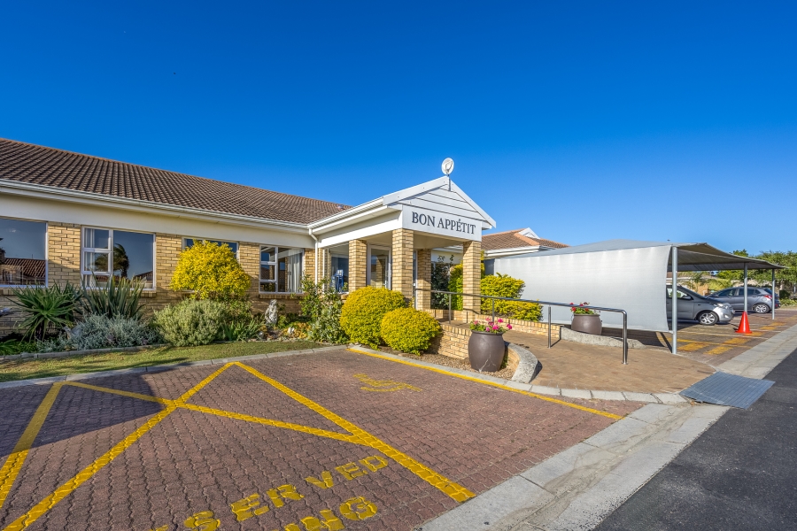 2 Bedroom Property for Sale in Sonstraal Heights Western Cape